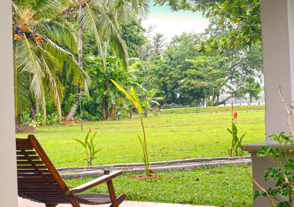 Lumbini Lagoon コッガラ 部屋 写真